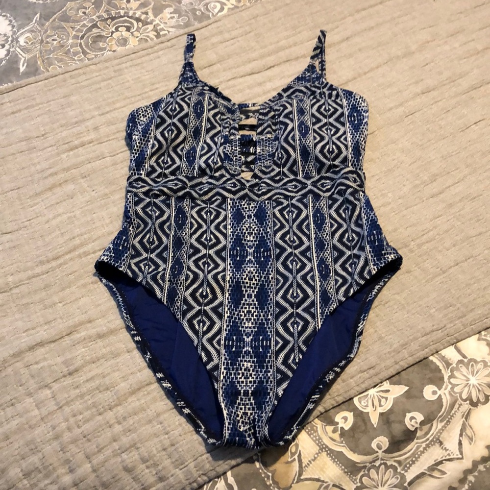 La Blanca One piece swim suit